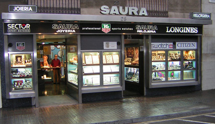 SAURA, JEWELLERY & WATCHES